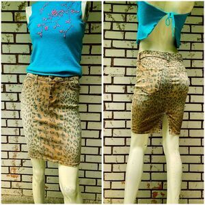 Current Elliott Leopard Denim Mini Skirt Size 25